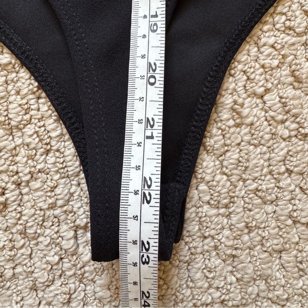 AKIRA Black Strapless Deep Plunge Bodysuit Large - Picture 8 of 8